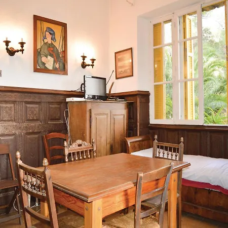 Dom wakacyjny Two-bedroom Holiday In Ajaccio *