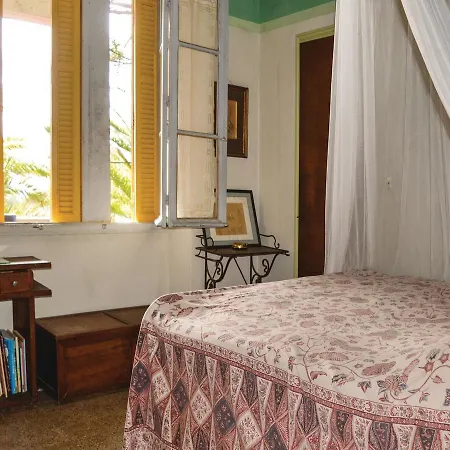 Two-bedroom Holiday In Ajaccio